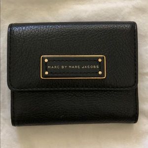 Marc by Marc Jacobs ‘Too Hot To Handle’ Billfold